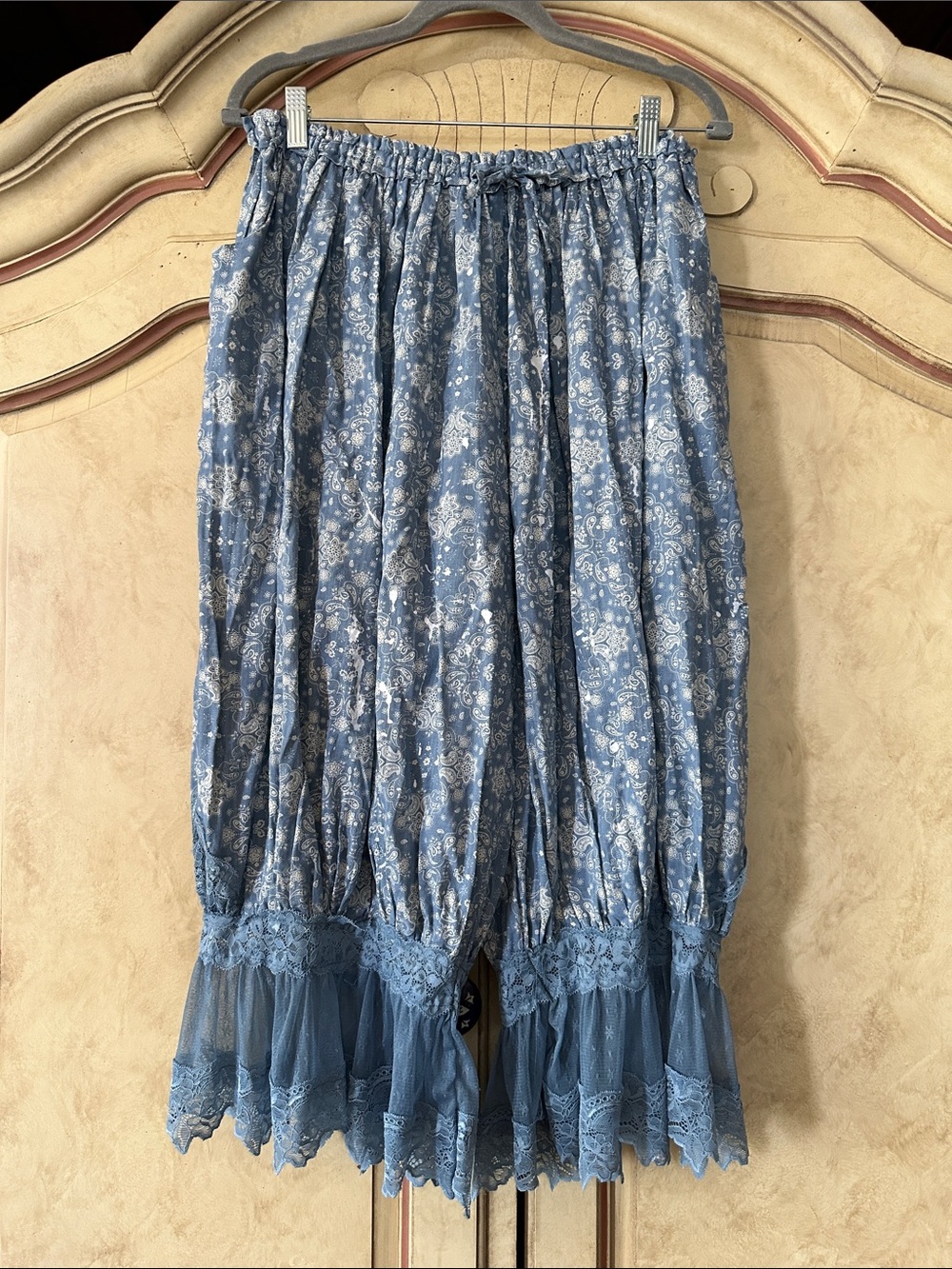 Oli & Hali Blue Paisley & Lace Bloomers size Small - Picture 3 of 6